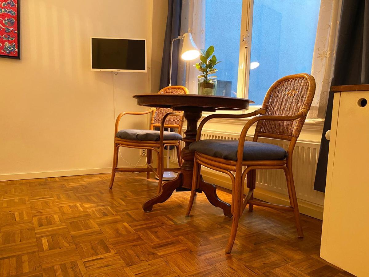 Canal Hideaway Амстердам Екстериор снимка